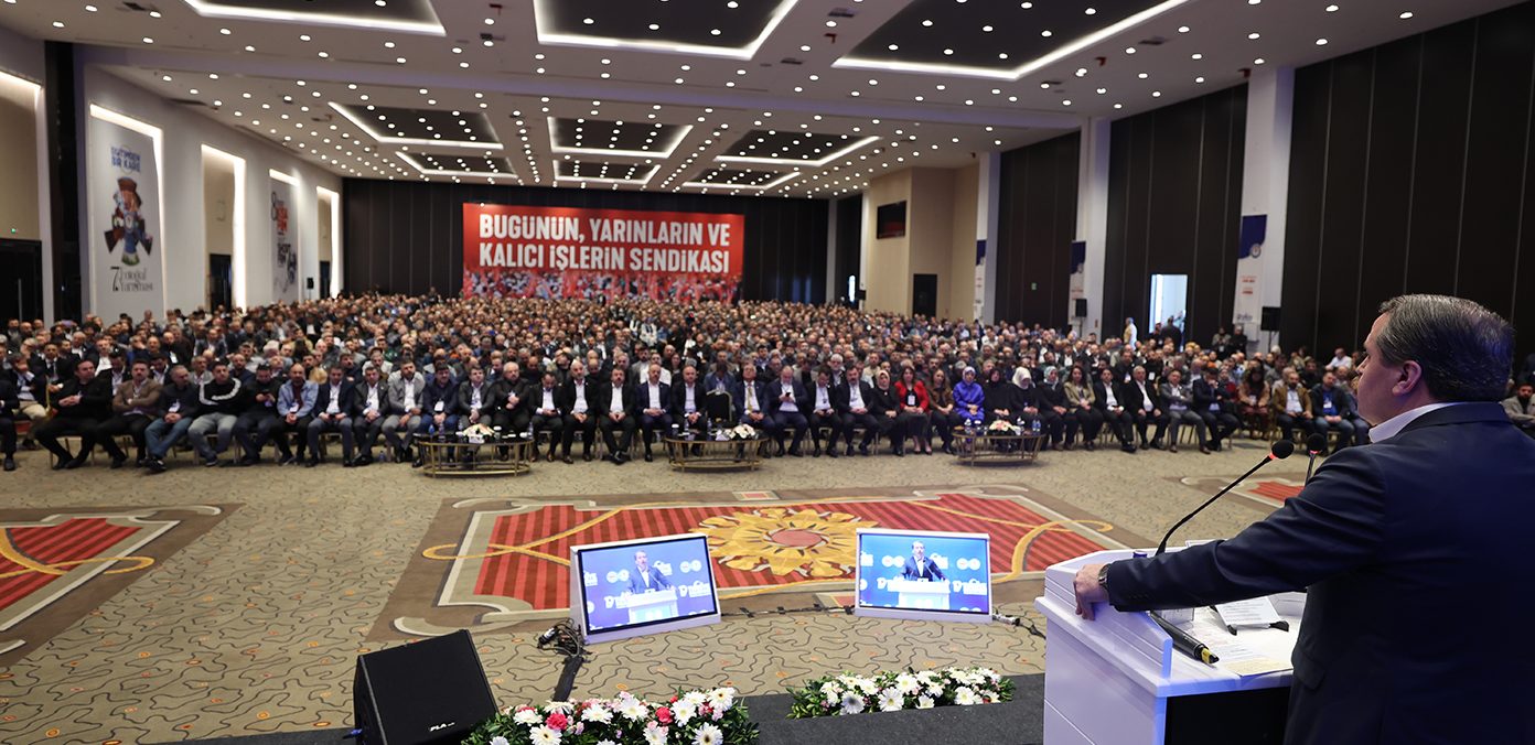 EĞİTİM-BİR-SEN, ONURLU MÜCADELENİN VE KALICI İŞLERİN ADIDIR