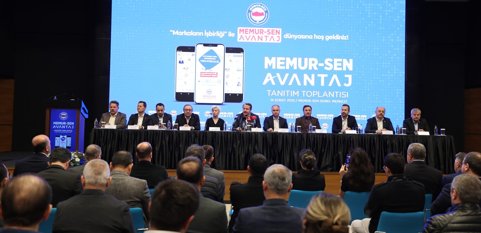AYRICALIKLARIN DÜNYASI MEMUR-SEN AVANTAJ UYGULAMASI TANITILDI