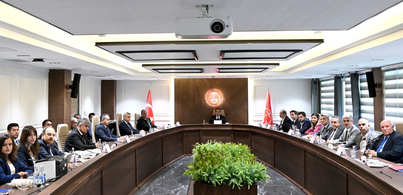 MEMUR-SEN HAKEM KURULUNDAN ÇEKİLDİ