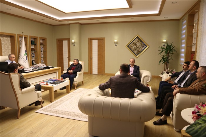 Yeni Yönetimimizden Üniversite Yönetimine Ziyaret